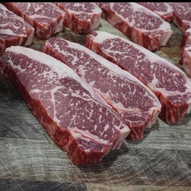 Rangers Valley Black Market - Australian - Black Angus Striploin. MB5+ Grain-Fed 270 Days. Chilled
